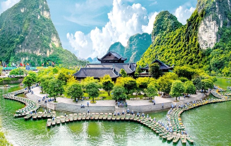 Tour Hạ Long - Bái Đính Tràng An - Hà Nội City